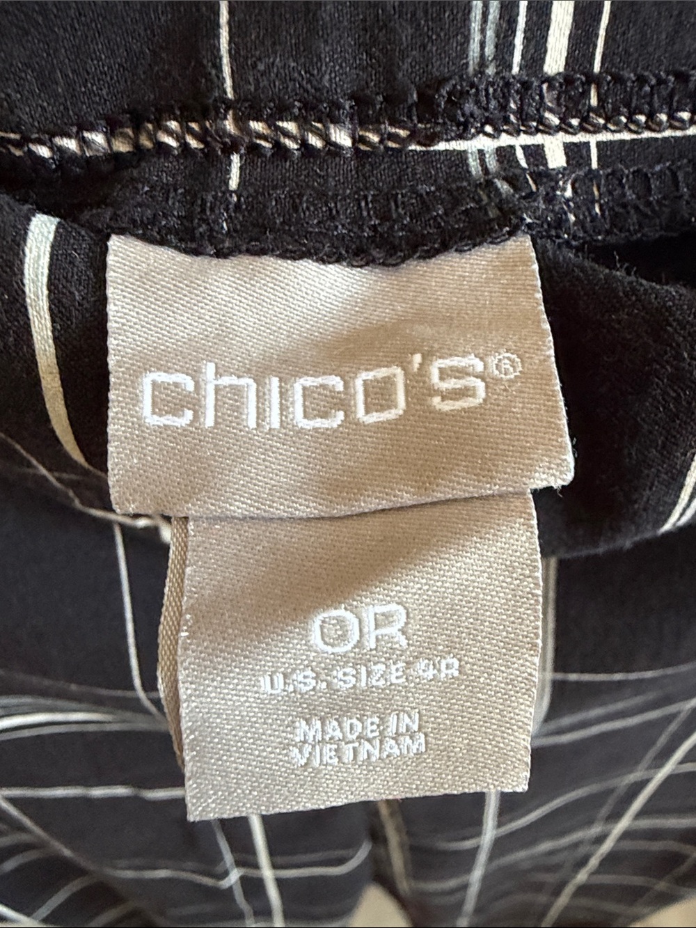 Chicos Black Windowpane Plaid pull on stretch pants. - Picture 2 of 3